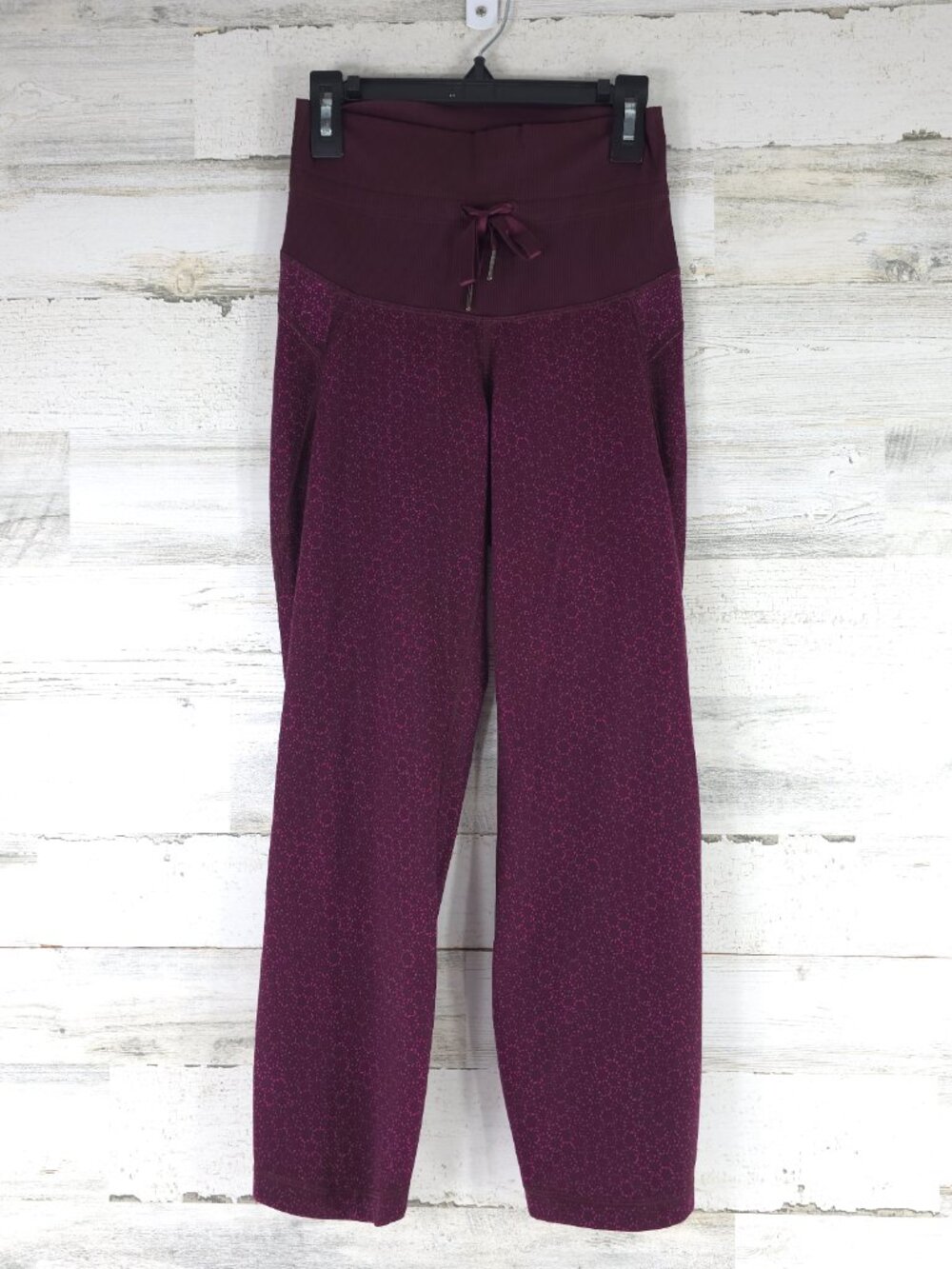 LULULEMON SHAKE IT OUTCROP PANTS STAR PIXEL RASPBERRY BORDEAUX DRAMA SIZE 2 ??
